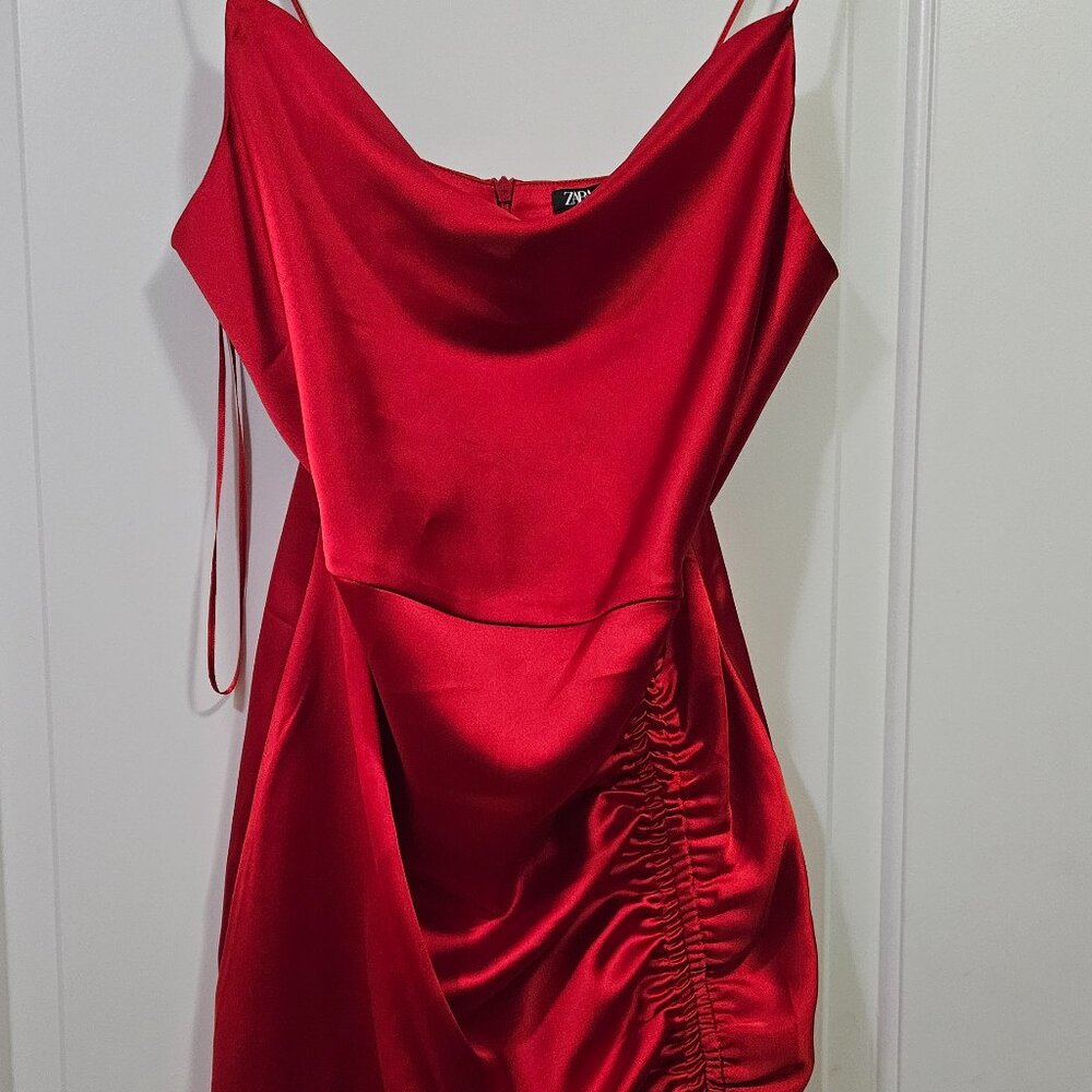 Red zara mini